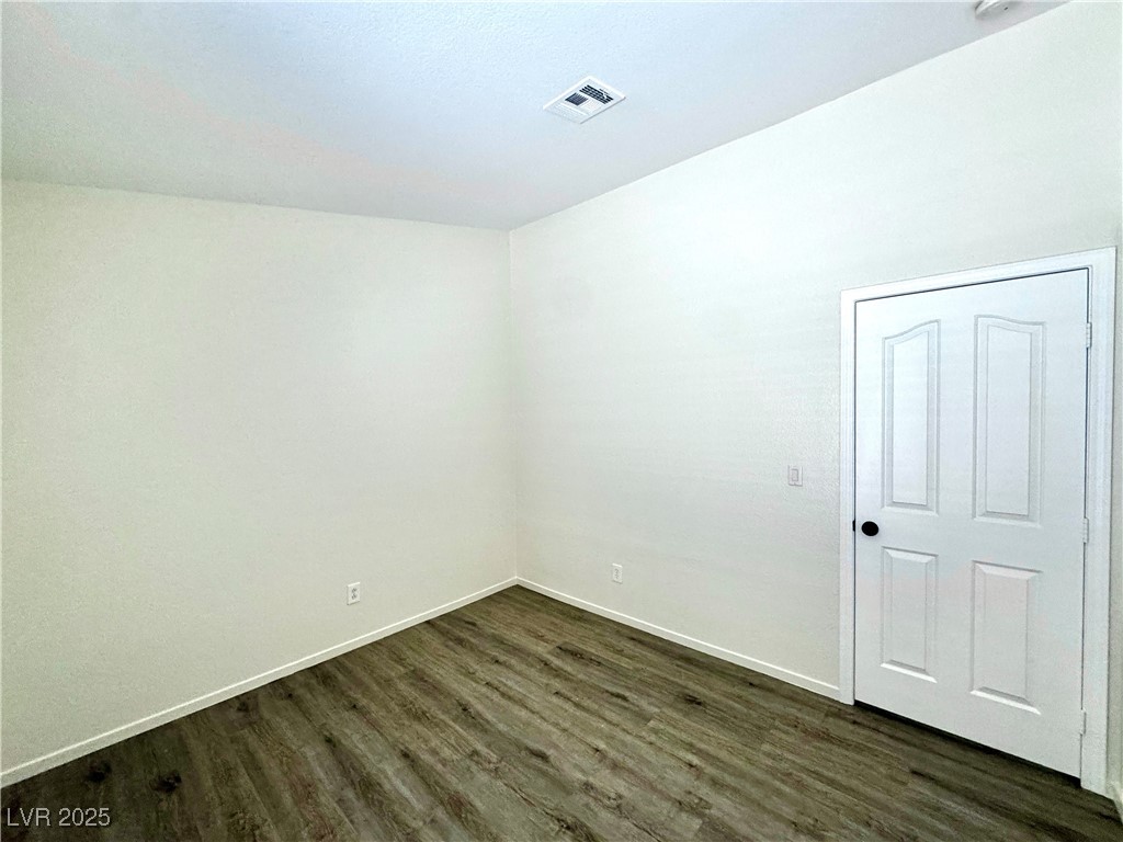 9344 Gray Duck Court