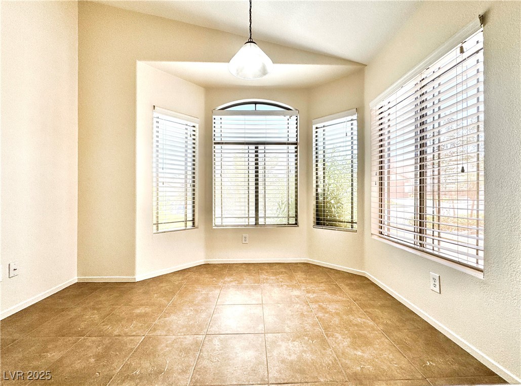 9344 Gray Duck Court