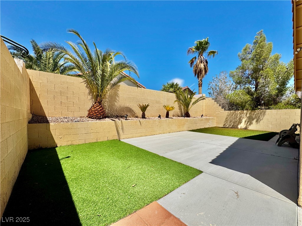 9344 Gray Duck Court