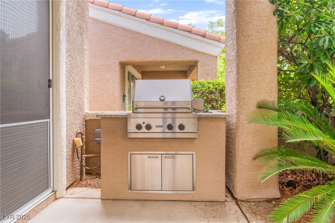 10037 Summer Oak Lane 102