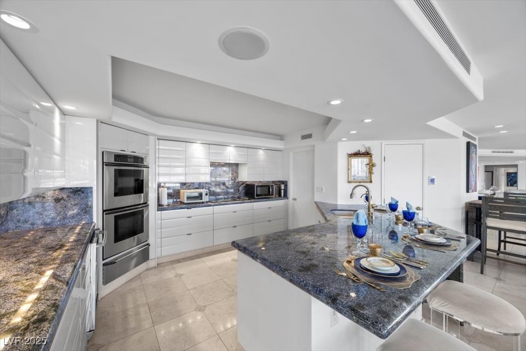 3111 Bel Air Drive 21A & 21C