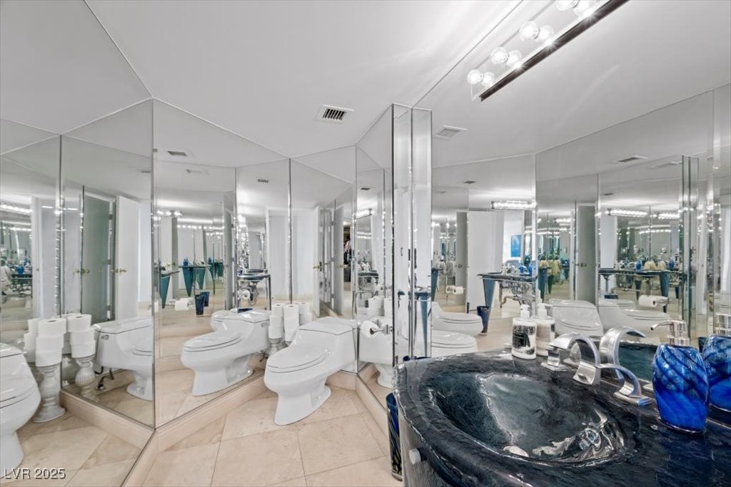 3111 Bel Air Drive 21A & 21C