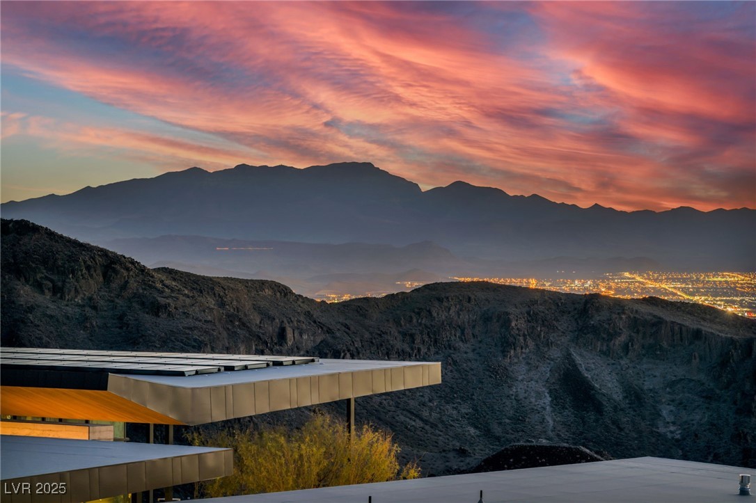 17 Stonecutter Court