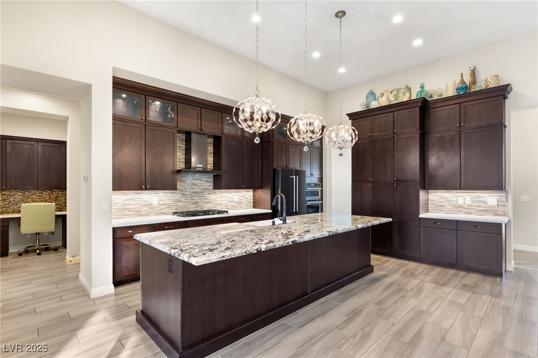 10179 Emerald Sunset Court