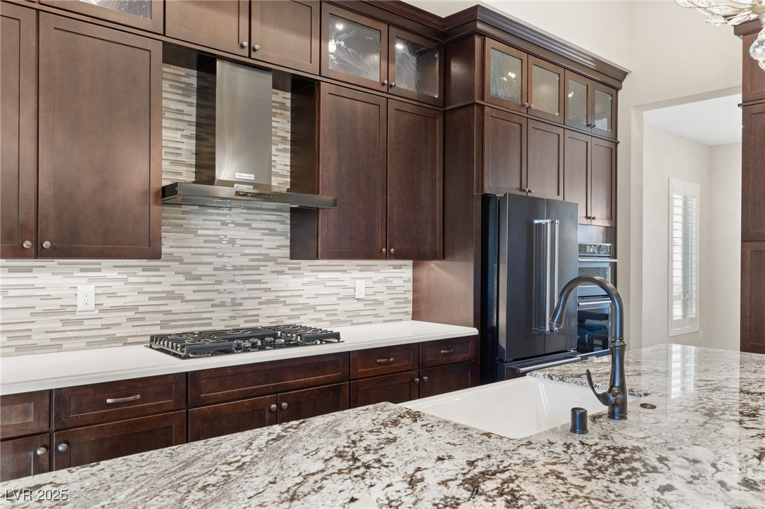 10179 Emerald Sunset Court