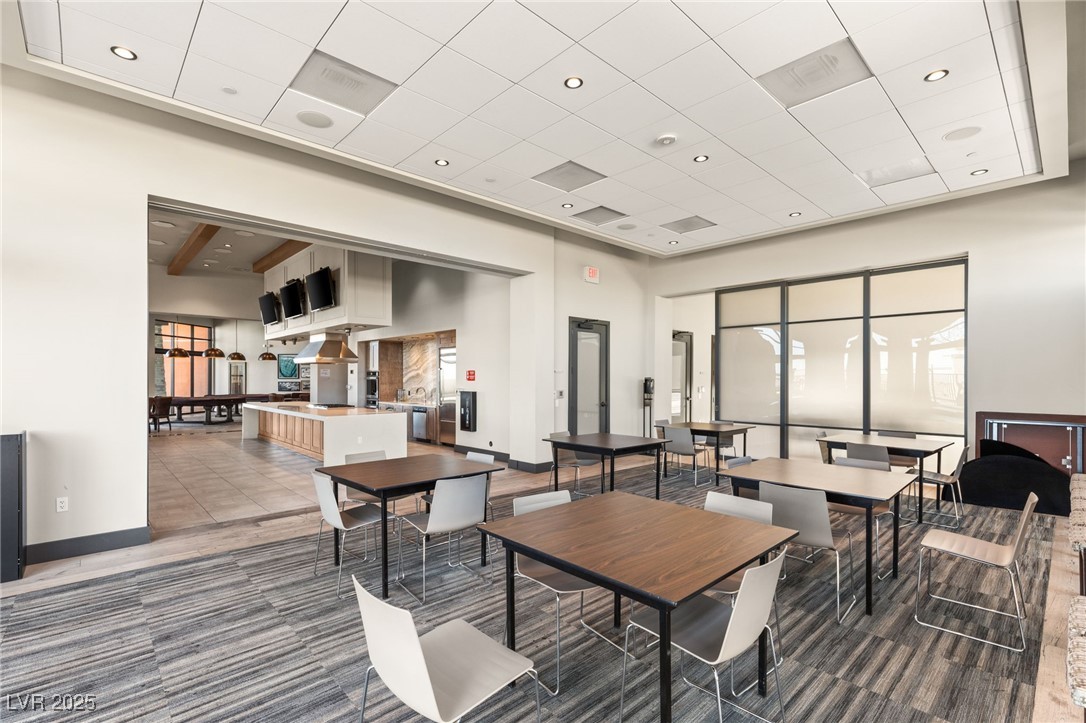 10179 Emerald Sunset Court