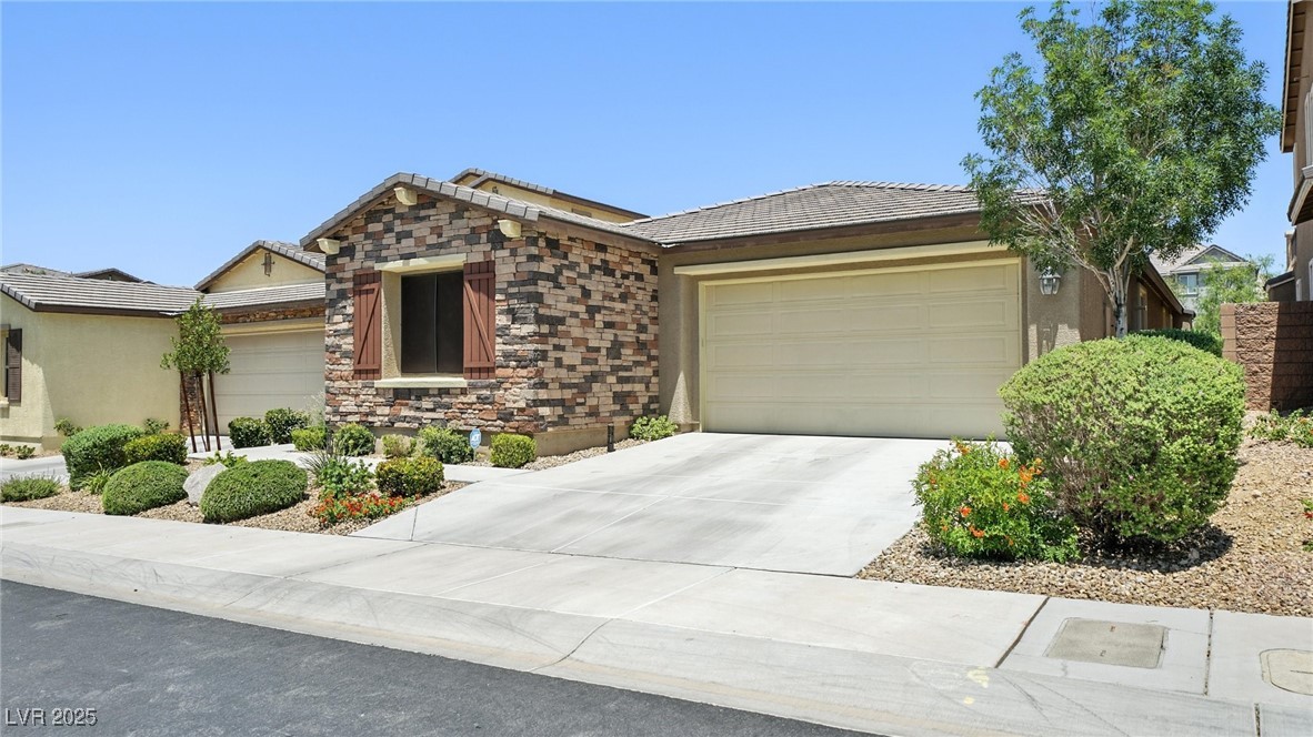 2828 Shadows Edge Court