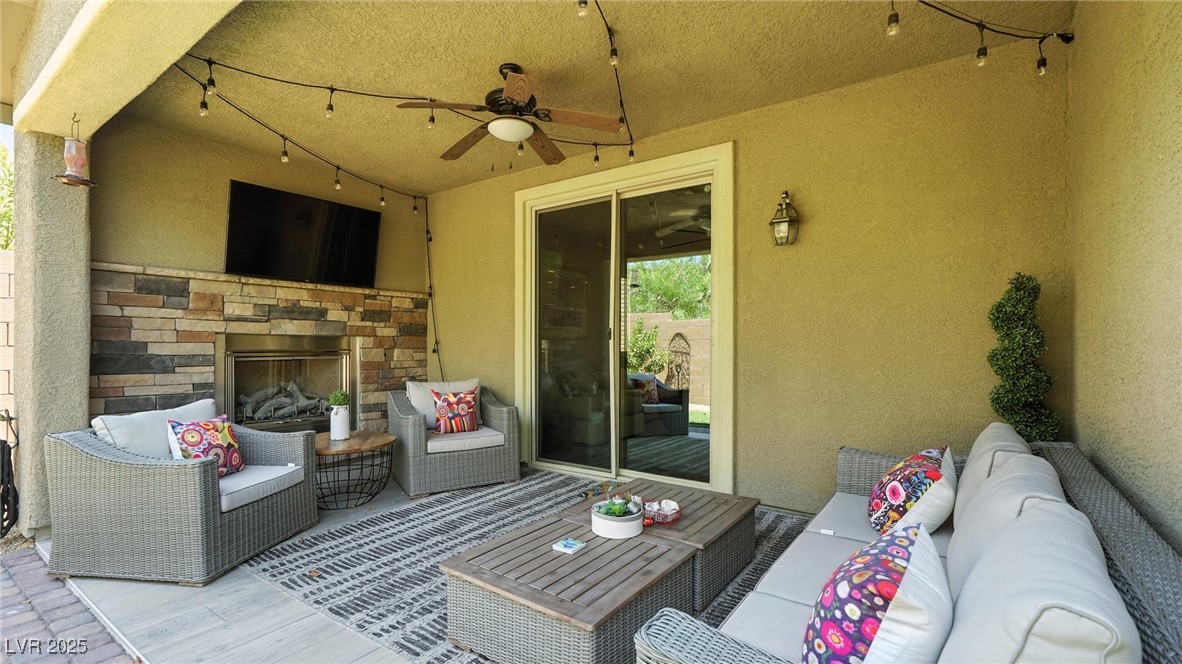 2828 Shadows Edge Court