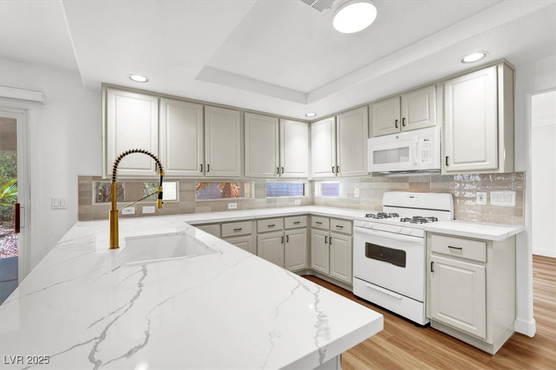 9824 Babys Breath Court