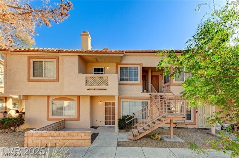 1600 North Torrey Pines Drive 202