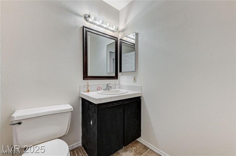 1600 North Torrey Pines Drive 202