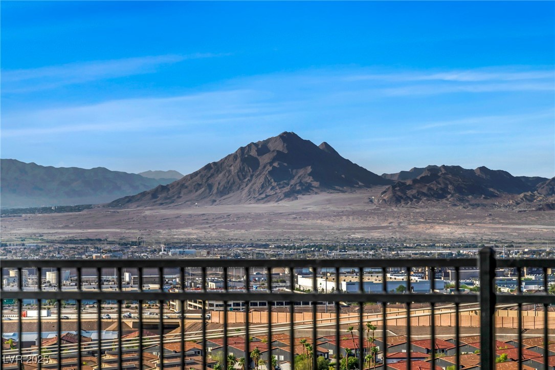 218 Shaded Canyon Drive