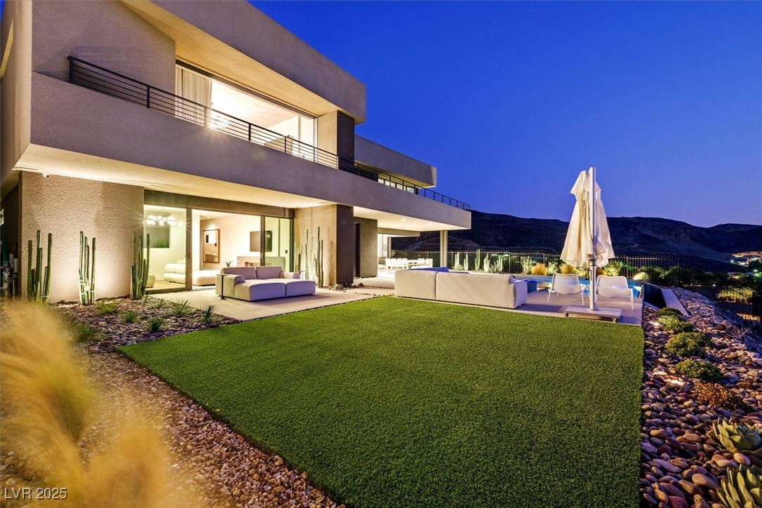 807 Magnum Cliff Court