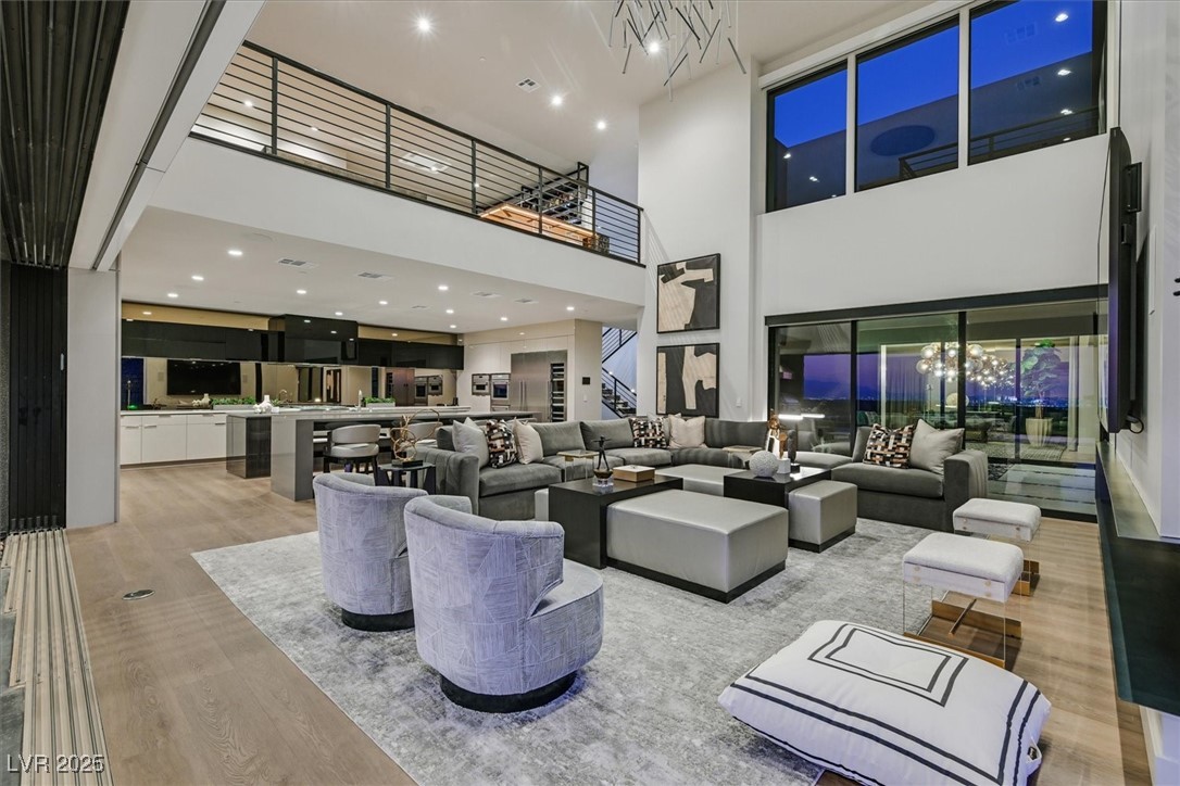 807 Magnum Cliff Court