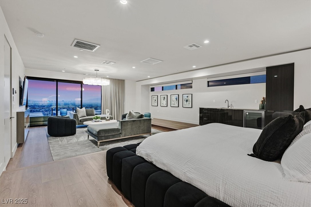 807 Magnum Cliff Court