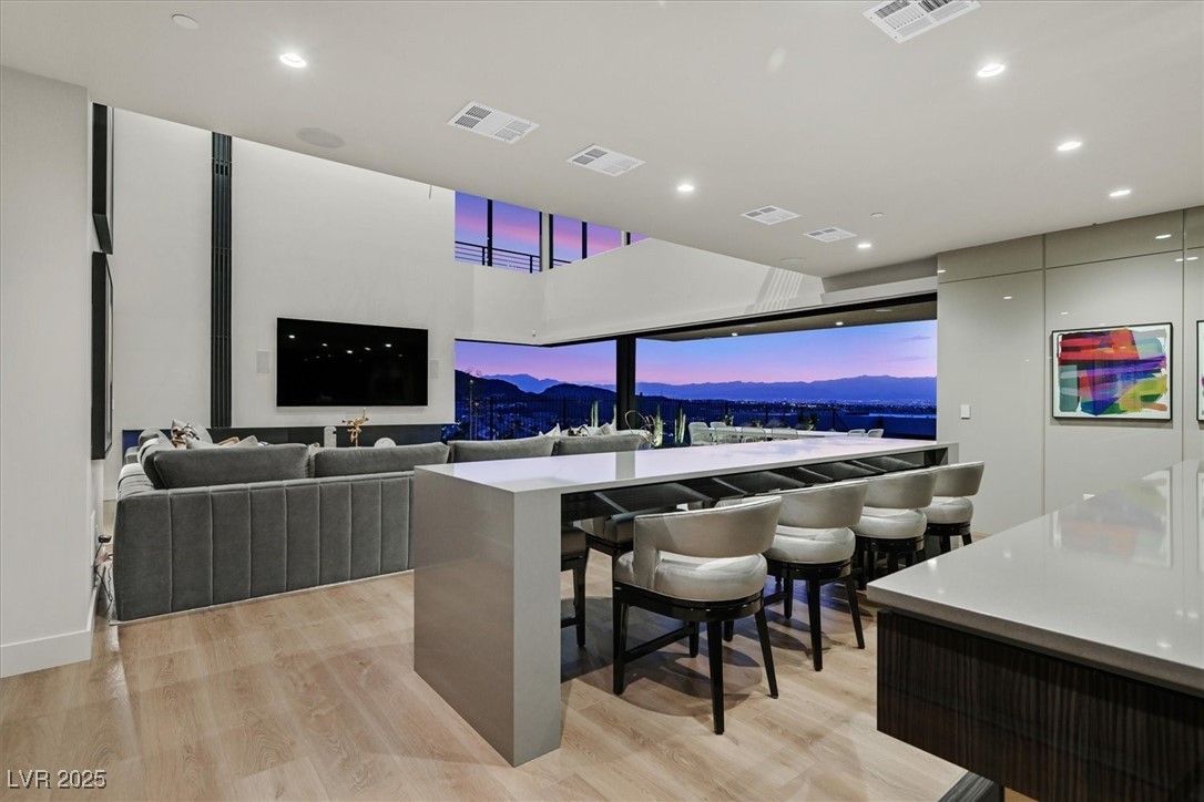 807 Magnum Cliff Court