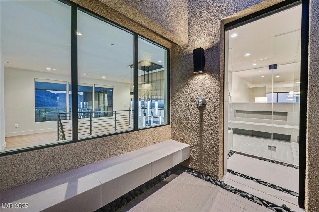 807 Magnum Cliff Court