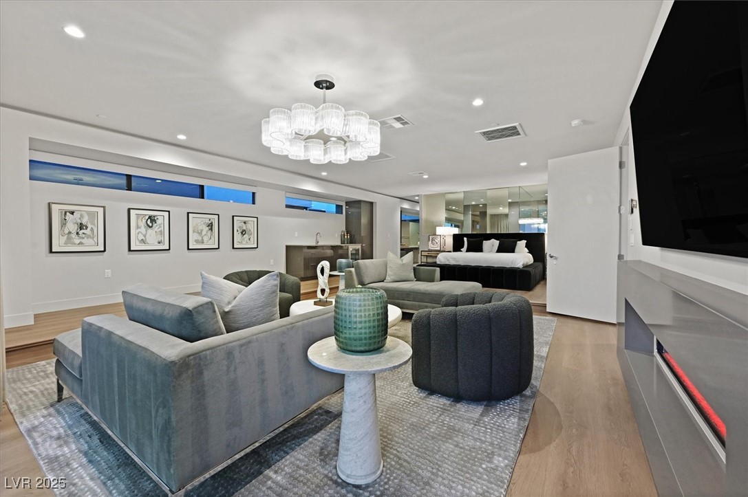 807 Magnum Cliff Court