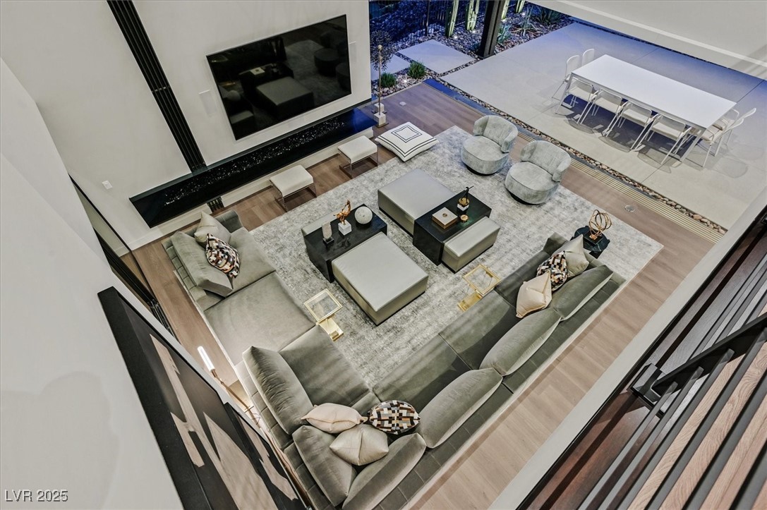 807 Magnum Cliff Court