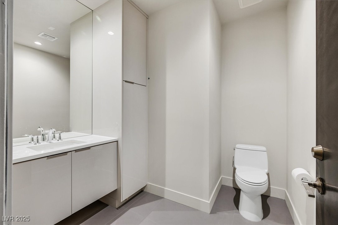 807 Magnum Cliff Court