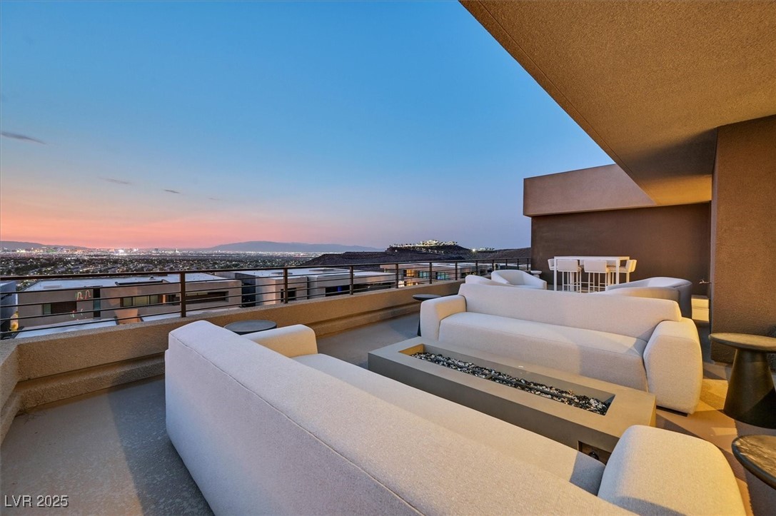 807 Magnum Cliff Court