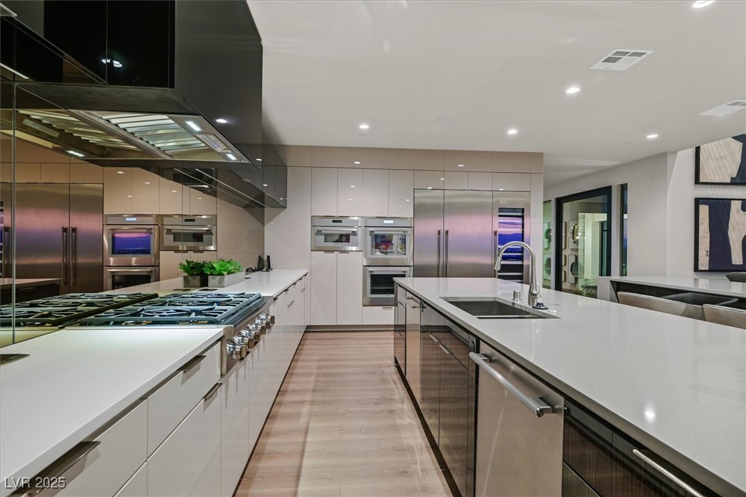 807 Magnum Cliff Court