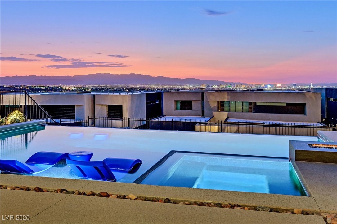 807 Magnum Cliff Court
