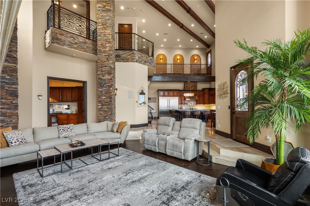 5764 Aspen Falls Circle