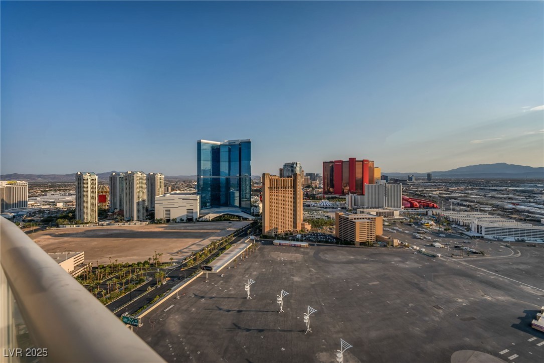 200 West Sahara Avenue 3702