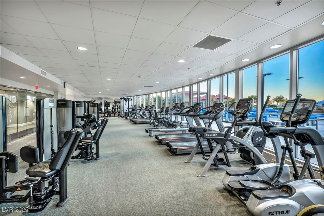 200 West Sahara Avenue 3702