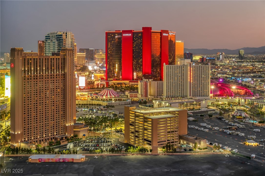 200 West Sahara Avenue 3702