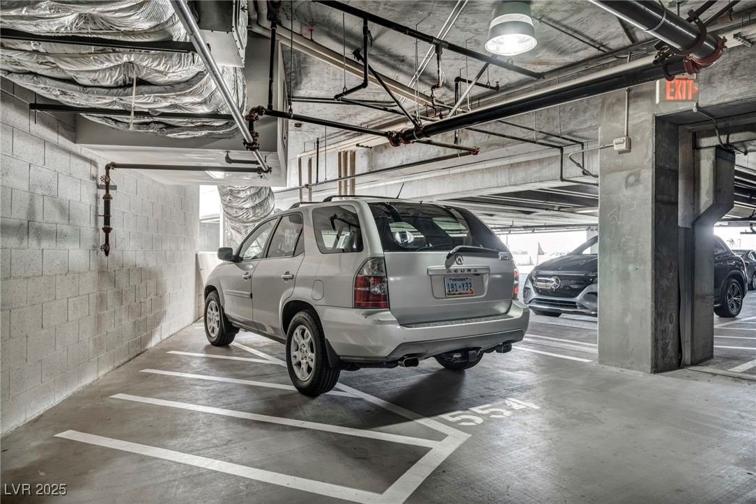 200 West Sahara Avenue 3702