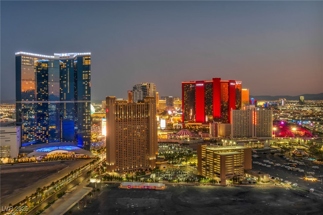 200 West Sahara Avenue 3702