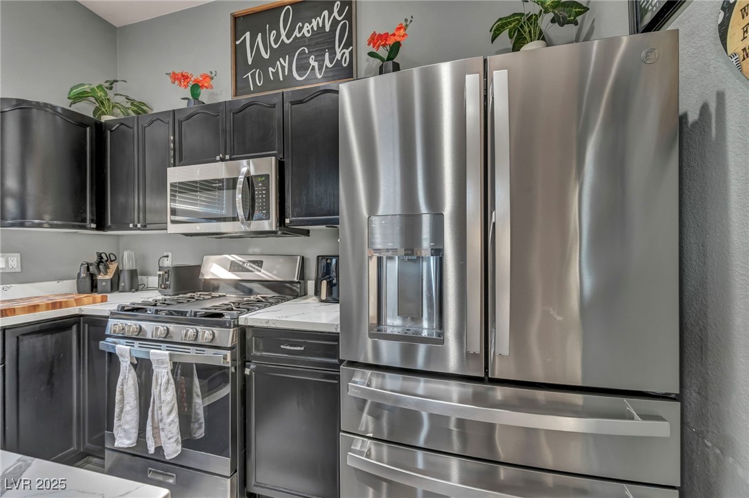 8252 Roselle Court