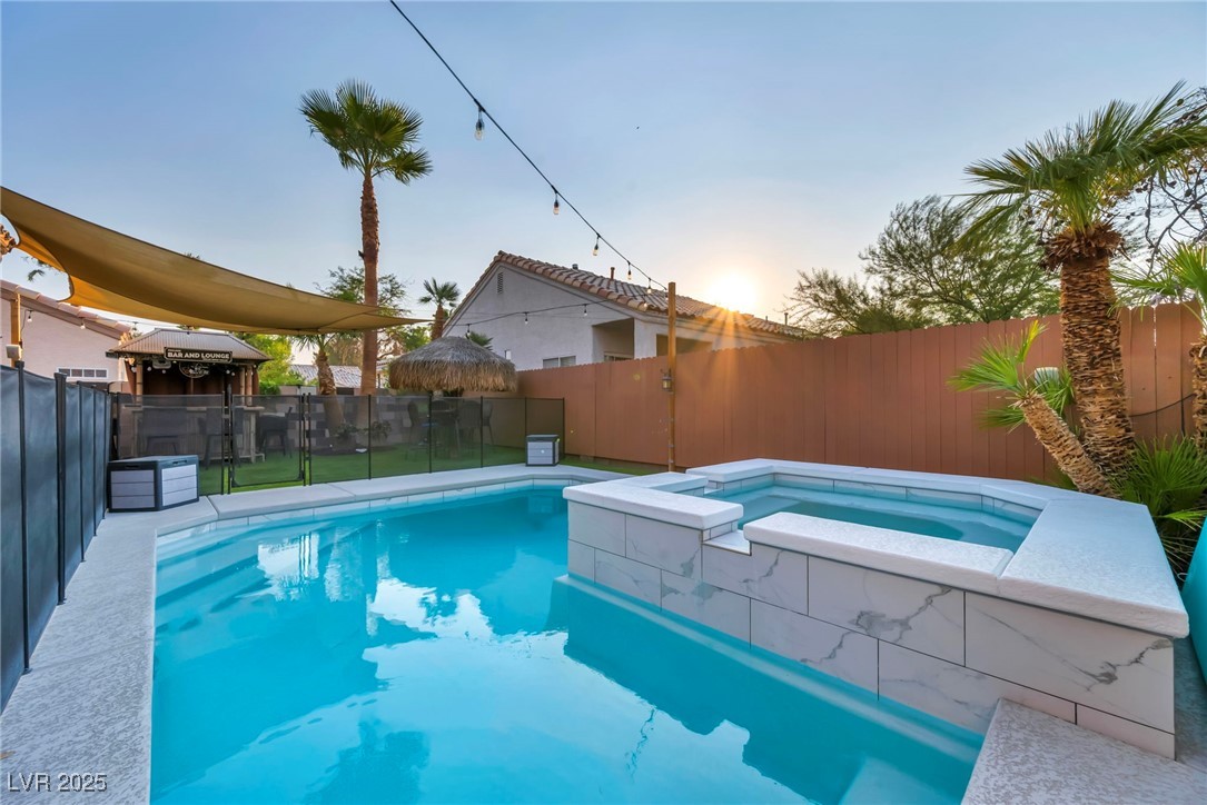 8252 Roselle Court