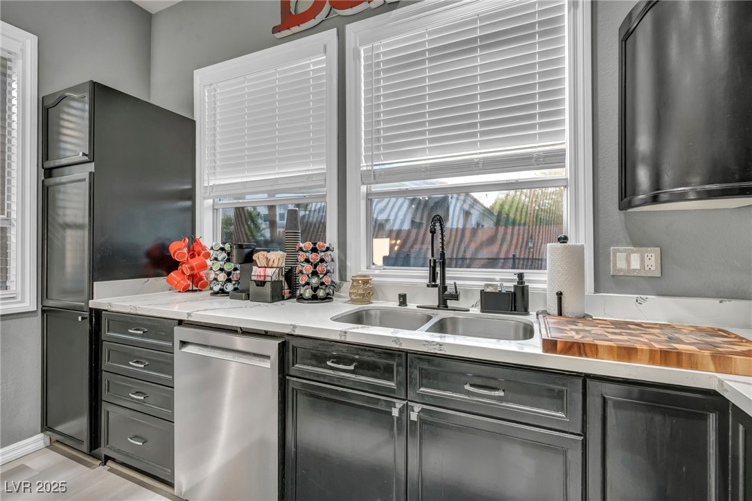 8252 Roselle Court