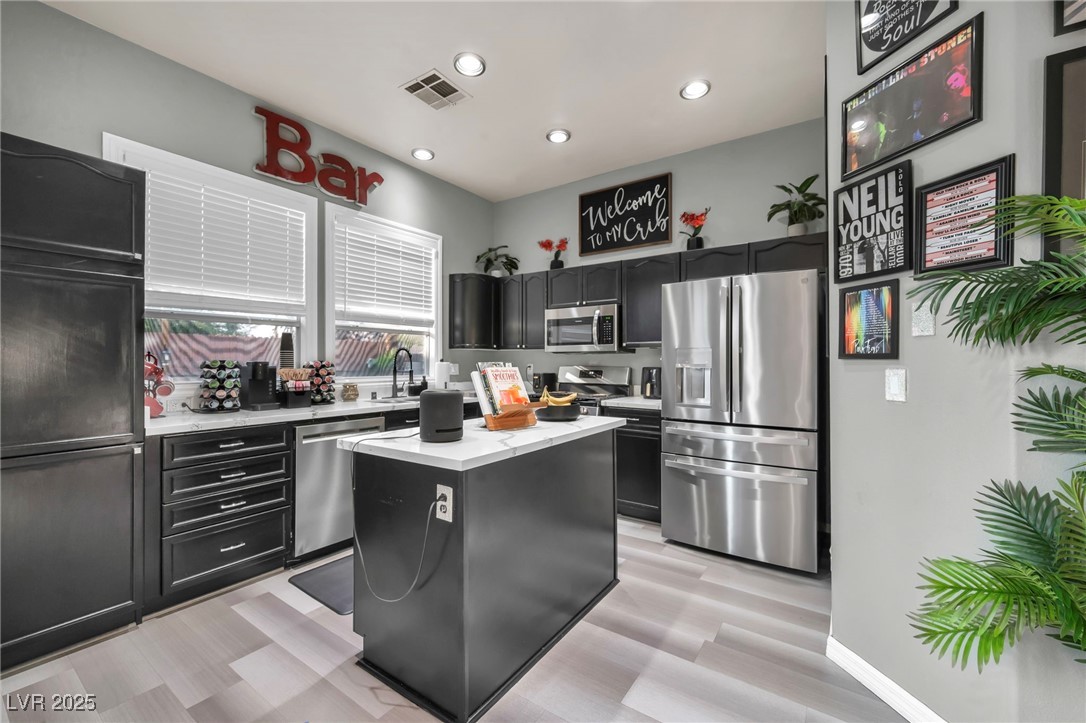 8252 Roselle Court