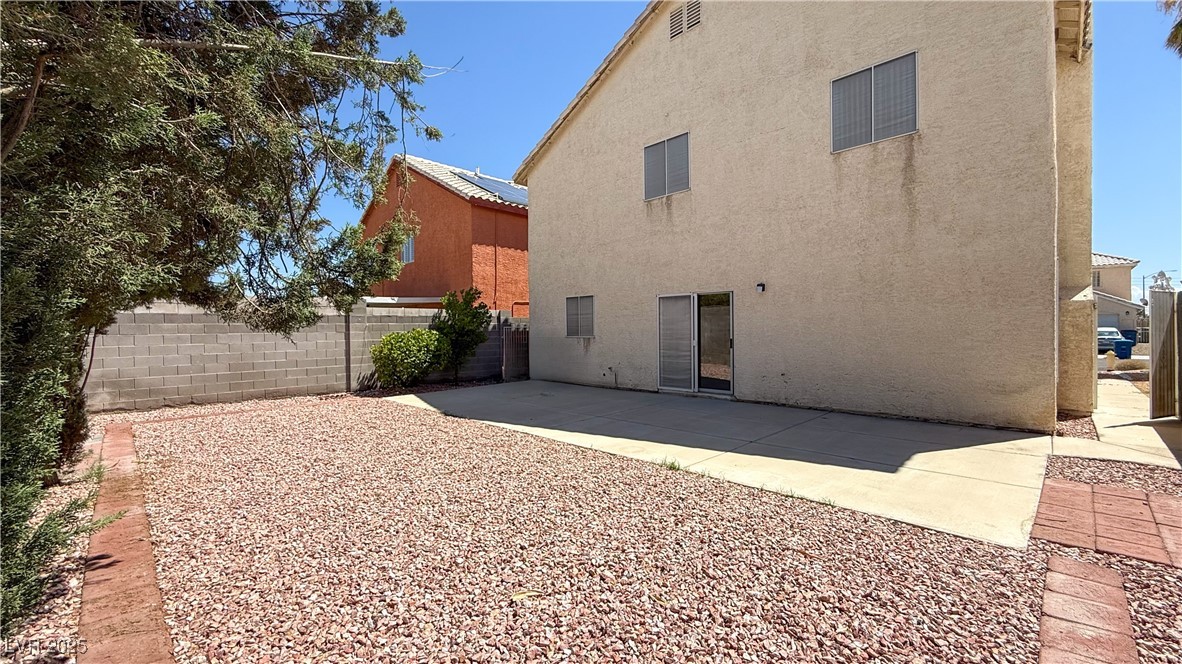 5933 Royal Castle Lane