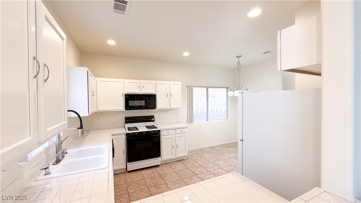 5933 Royal Castle Lane