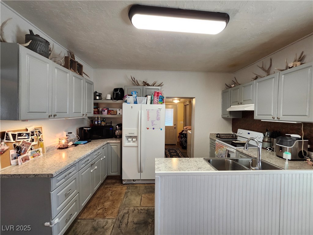 23 North Avenue B