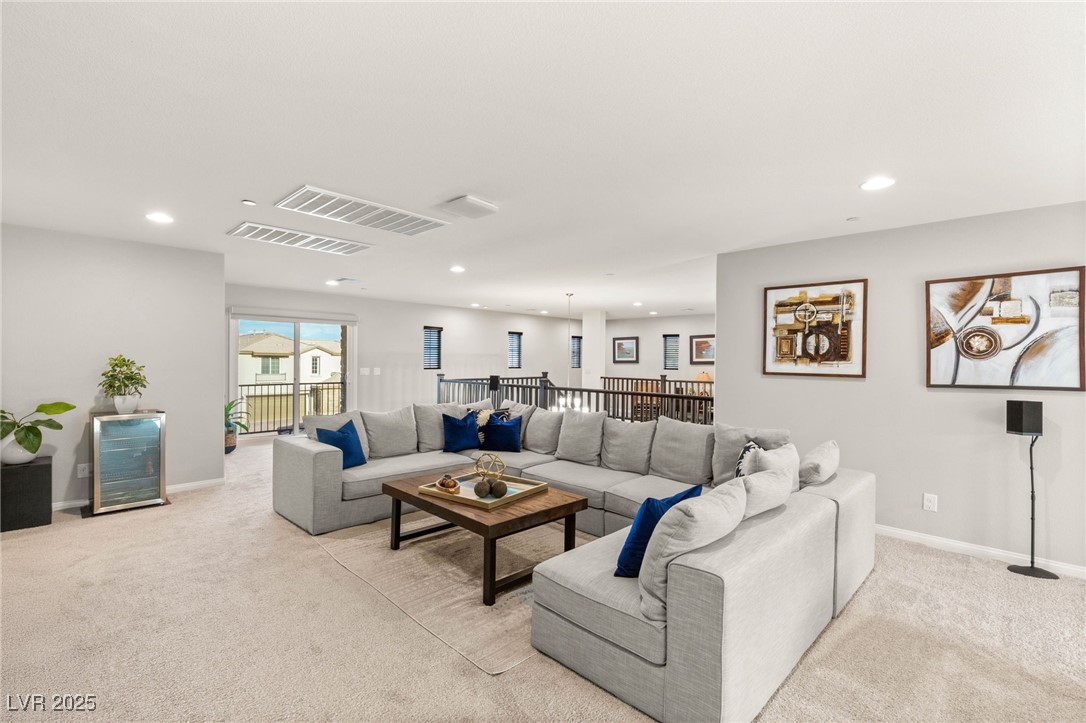 4505 Amazing View Street