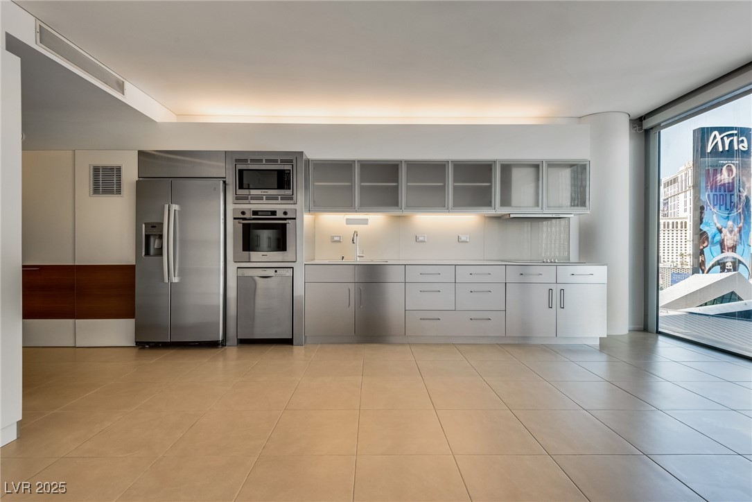 3726 Las Vegas Boulevard 608