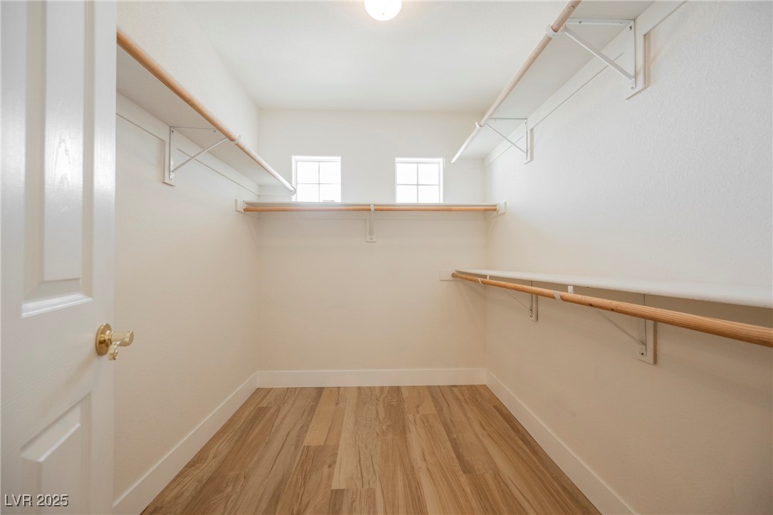 8233 Rocky Bluff Way