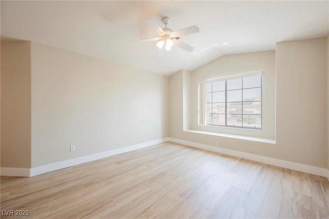 8233 Rocky Bluff Way