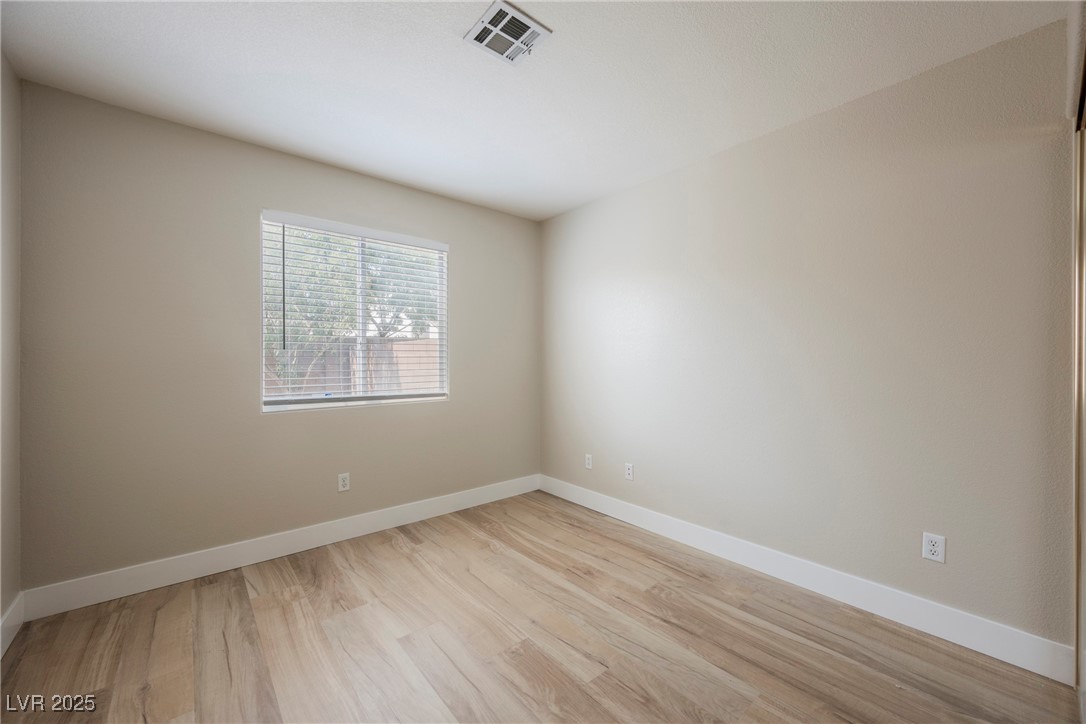 8233 Rocky Bluff Way