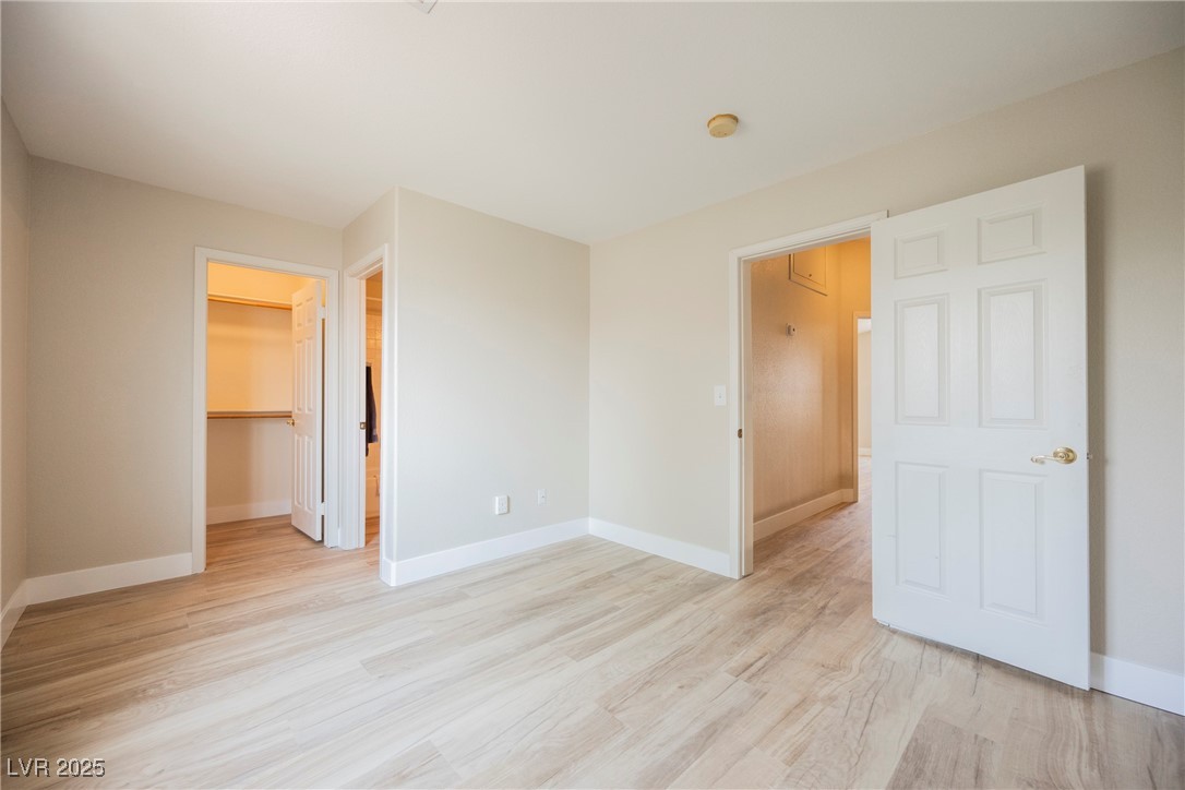 8233 Rocky Bluff Way