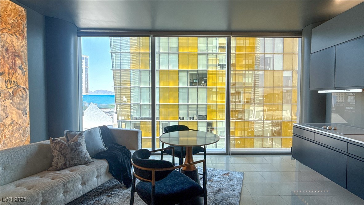 3726 Las Vegas Boulevard 809