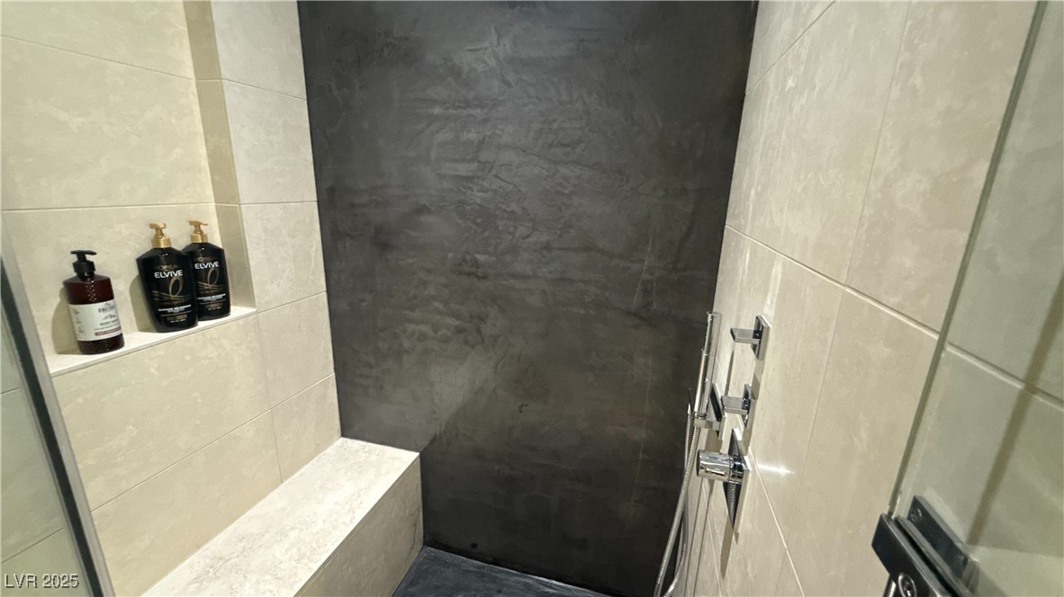 3726 Las Vegas Boulevard 809