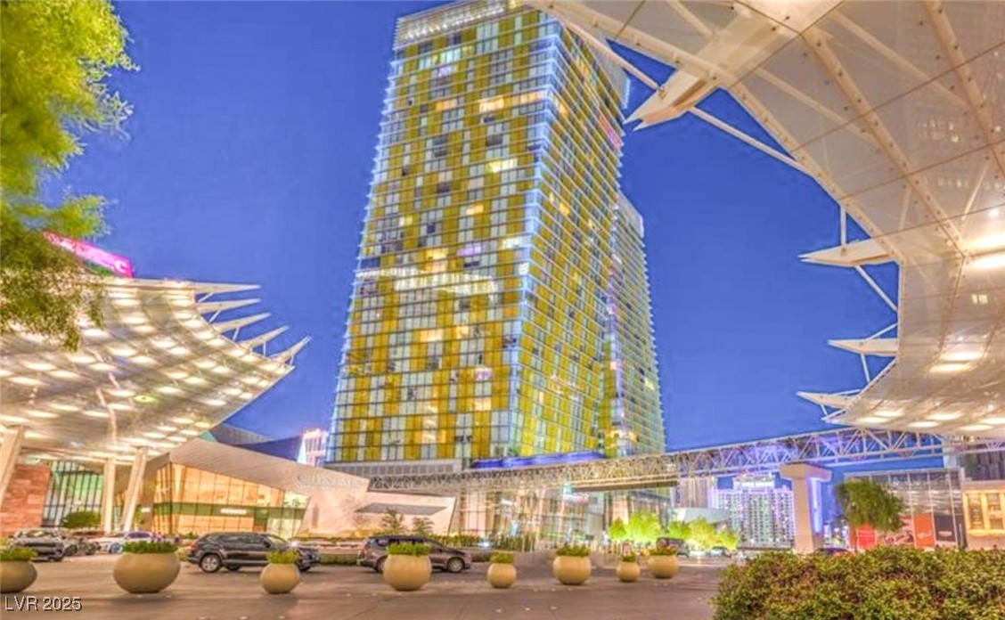 3726 Las Vegas Boulevard 809