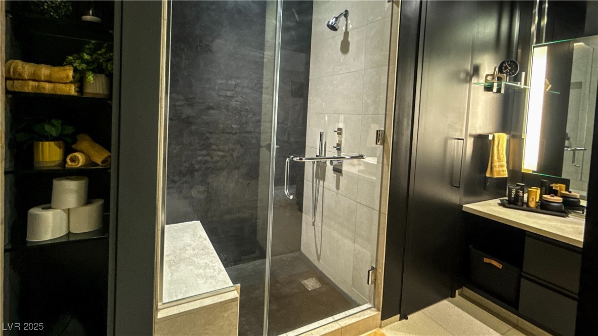 3726 Las Vegas Boulevard 809